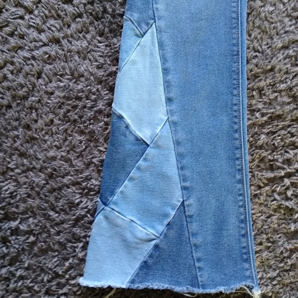 Indigo Rein Patchwork Flare Jeans Size 7 Y2K Boho Colorblock Raw Hem - Picture 4 of 13